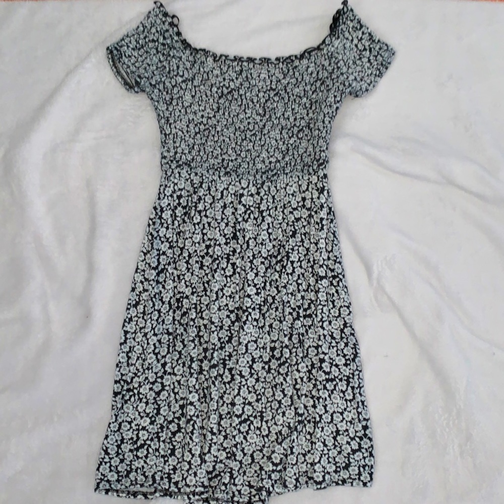 hollister black and white flower dress